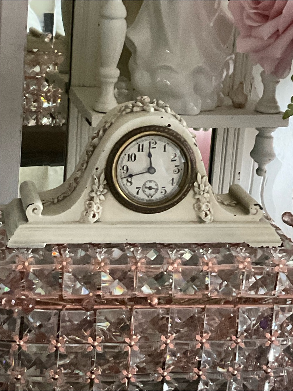 Vintage-Style Cream Decorative Mantel Clock with Floral Accents
